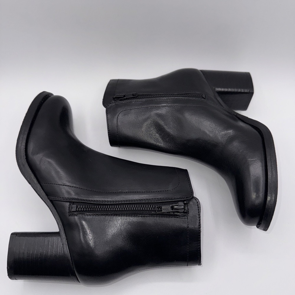 Frye Addie Double Zip Bootie Women's‎ Size 7 Black Leather - Picture 7 of 15